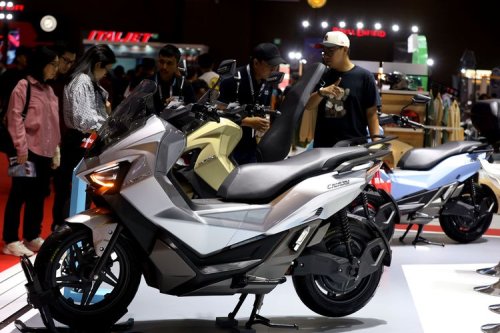 Cek Daftar Harga Motor Listrik pada Agustus 2026. mulai Rp 12 Jutaan