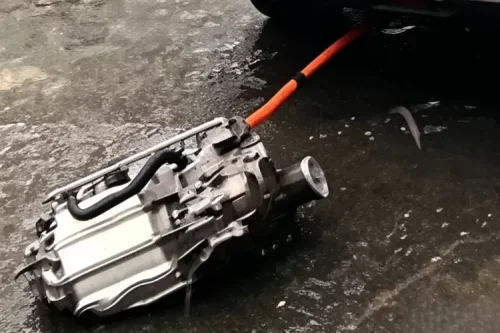 BYD, BYD Bicara soal Motor Listrik yang Terlepas Akibat Banjir di China