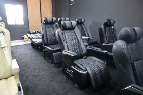 SEAT, Mengenal Perbedaan Jok Mobil Captain Seat dan Pilot Seat