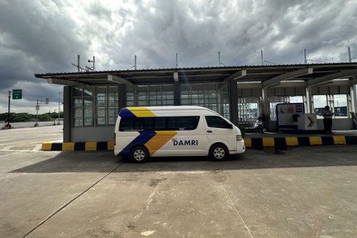 DAMRI Hadirkan Bus Khusus Pedagang dan Petani