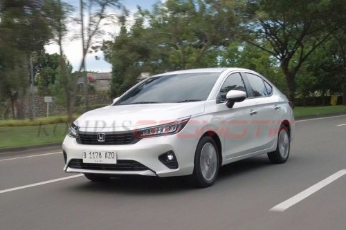 Toyota, Toyota Vios, Honda, Honda City, Komparasi Toyota Vios Hybrid dan Honda City Sedan Sensing