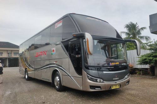 Cara PO SAN Pilih Ban Bus yang Ekonomis