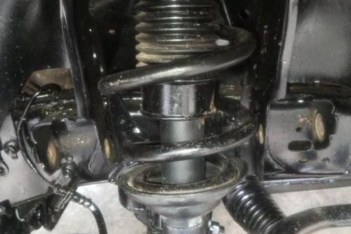 Solusi Murah Perbaikan Kaki-Kaki Mobil: Suntik Shock Absorber