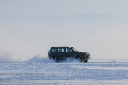 GWM Tank 300 Diesel Jadi Mobil Ekspedisi di Antartika