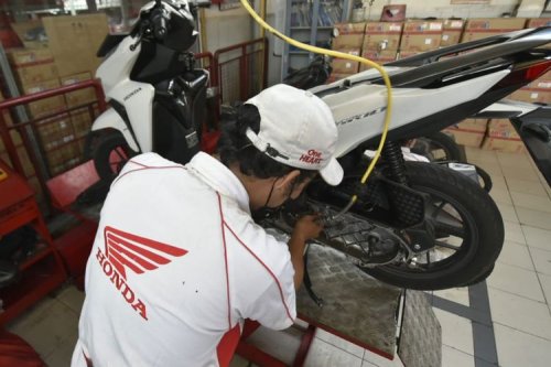 Perbandingan Sistem Injeksi vs Karburator: Mana yang Lebih Baik untuk Motor