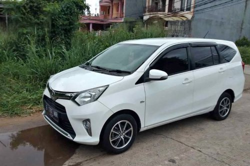 Tren Mobil Bekas: Kenapa Manual Dua Baris Mulai Ditinggalkan?