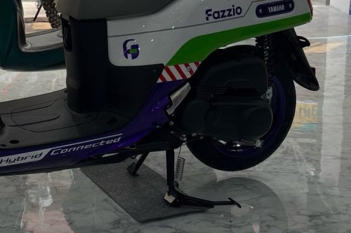 Jangan Asal Injak, Begini Cara Pakai Standar Tengah Motor