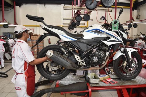 Rupiah Melemah, Biaya Servis Motor Honda di Bengkel Resmi Naik?