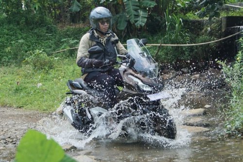 Honda, Hasil Tes Lengkap Honda ADV160 RoadSync, dari Desain sampai Biaya