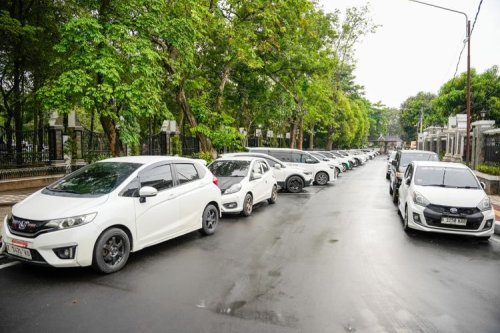 Loyalis Mobil Putih Gelar Halalbihalal di Purwakarta
