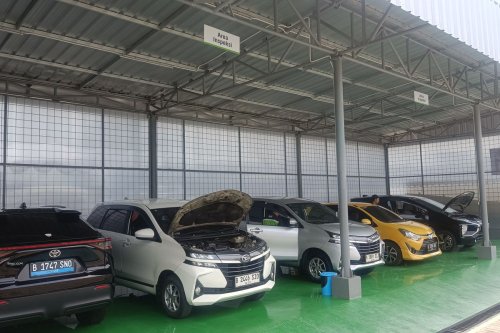Ini Mobil yang Paling Laris di Balai Lelang