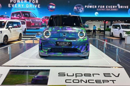 Pertama Kali Hadir di Asia, Honda Super EV Concept Tebar Pesona
