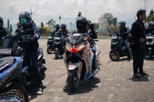 Modifikasi Tak Halangi Touring, XMAX Custom Ikut Libas Jalur Samosir