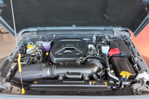 Mitos atau Fakta, Mobil Jeep Aman Lewati Banjir?