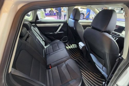Geely, Geely Siapkan Dua Mobil Bensin di GIIAS 2026