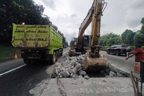Tol Jakarta-Tangerang Macet Parah karena Perbaikan Jalan