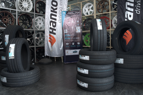 Mengapa Ban Mobil Listrik Lebih Cepat Aus?