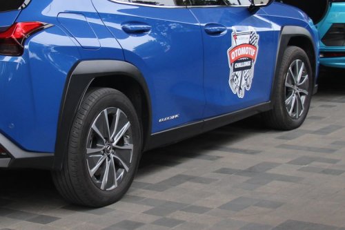 Kenapa Ban Mobil Listrik Terasa Lebih Keras? Ini Penjelasannya