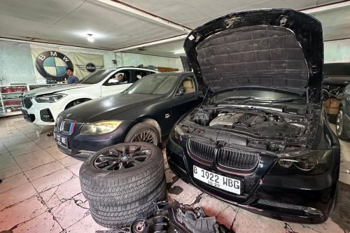Bengkel Spesialis BMW Ini Terima Seri Lawas hingga Anyar