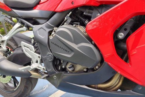 Review Lengkap QJMotor SRK 800 RR: Moge 4 Silinder Rp 268 Juta