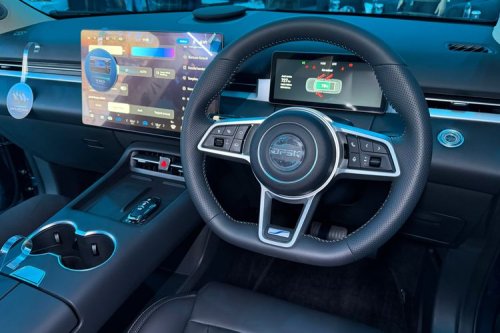 Wuling, Adu SUV PHEV 7 Penumpang: DFSK E5 Plus atau Wuling Eksion PHEV?