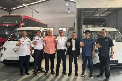 Wuling, Gantikan Angkot AC, Ini Spek Wuling Mitra EV untuk Angkot Listrik Depok