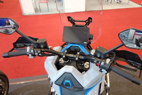 Spesifikasi Zontes 368G, Matik Petualang Bongsor Banyak Fitur