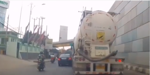 Cara Tingkatkan Fokus Saat Mengemudi di Bulan Puasa