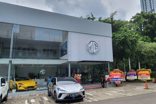 Wuling dan MG Resmikan Diler Gabungan di Jakarta, Pertama di Dunia