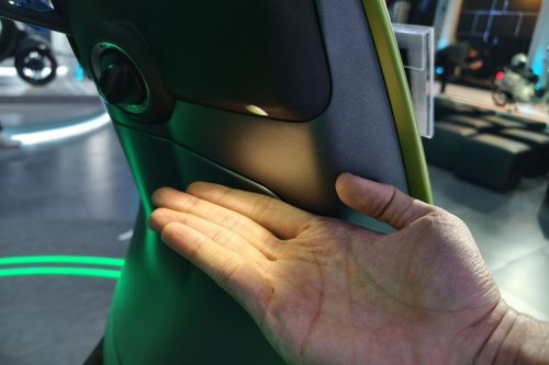 Ulik Perbedaan Vespa Sprint 2026 dengan Model Sebelumnya