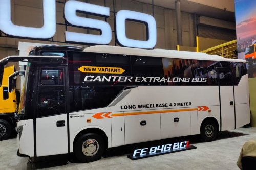 Mitsubishi Canter Extra Long Bus Meluncur, Harga Rp 469,3 Juta
