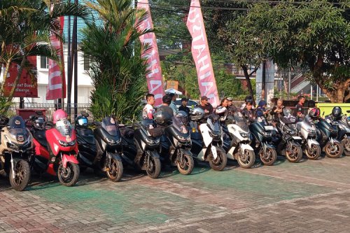 Touring Bukan Ajang Arogansi, Begini Etika Konvoi yang Benar