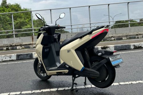 Alva N3: Skuter Listrik Terjangkau dengan Desain Futuristik