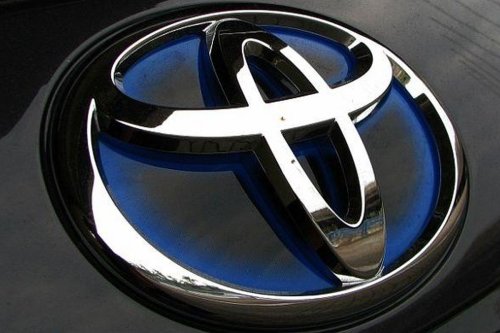 Toyota, Alasan Toyota Pertahankan Multi-Pathway di Tengah Arus Mobil Listrik