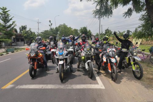 Touring, Rayakan 10 Tahun, Komunitas Motor Ini Gelar Touring dan Festival Musik