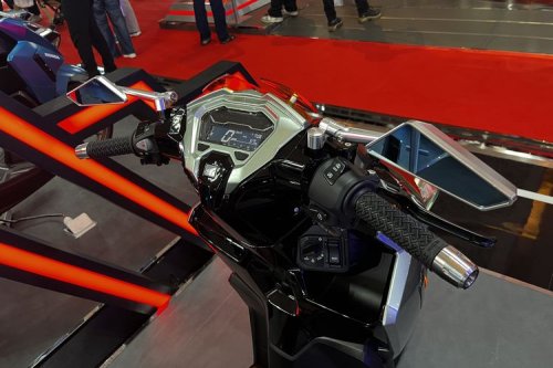 Honda, Modifikasi Honda Vario 125 Cyber Street: Gaya Street-Tech Kekinian
