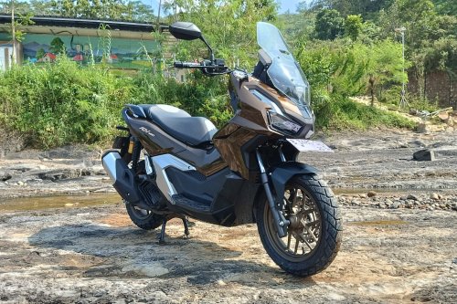 Honda, Bahas Honda ADV 160 ABS RoadSync, Warna Khusus yang Menawan