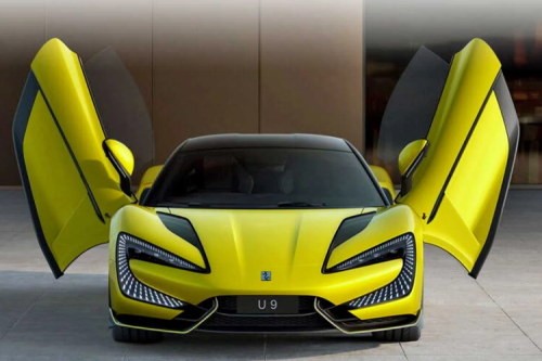 Mengenal Yangwang U9: Supercar Listrik Menari di GIIAS 2025