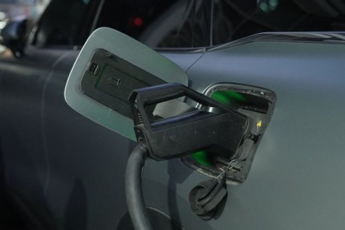 Uji Efisiensi Chery TIGGO 9 CSH: Jakarta-Semarang Hanya 2 Liter