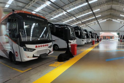 Karoseri Laksana Targetkan Ekspor Bus ke Arab Saudi