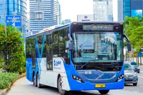 Daftar Halte Transjakarta yang Dibakar dan Rusak Akibat Demo Massa