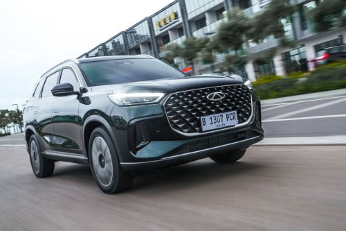 Kelewat Murah, Harga Chery Tiggo 8 CSH Bisa Jegal Jaecoo J7 SHS?