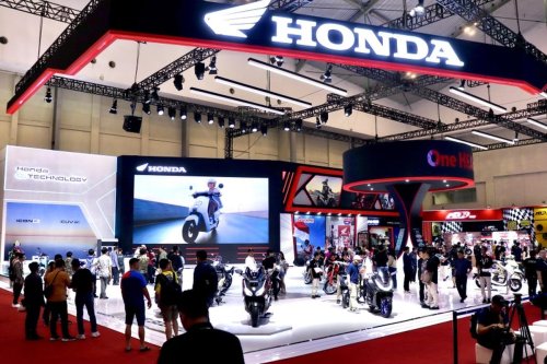 Penurunan Penjualan Motor Lebih Terkendali daripada Mobil