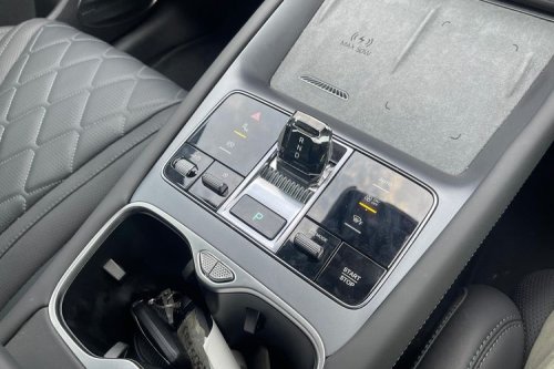 Panduan Lengkap Parkir Paralel Mobil Listrik dengan Towing Mode