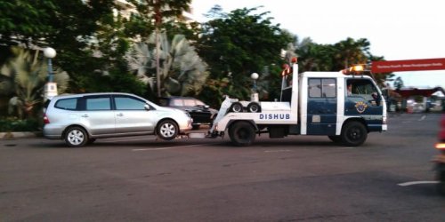 Awas, Jangan Asal Derek Mobil Matik