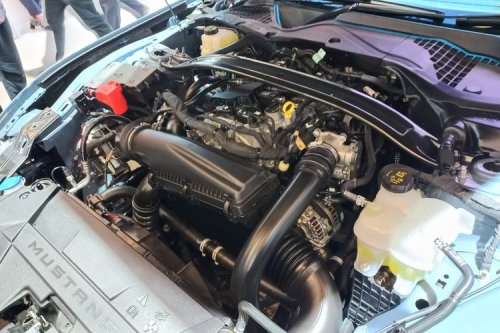 Ford, Ford Mustang, Ford Mustang EcoBoost: Opsi Entry-Level Muscle Car