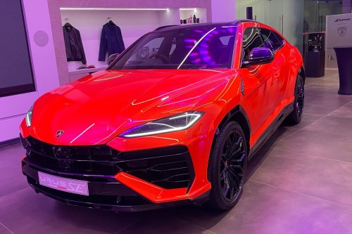 Lamborghini, Lamborghini Urus SE Meluncur di Indonesia