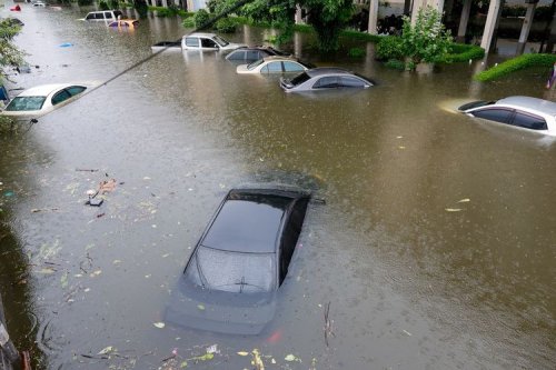 Toyota, Banjir Thailand Ganggu Pabrik Toyota, Bagaimana Dampak ke Indonesia?