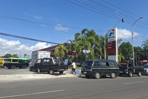Antrean Solar di SPBU Mulai Ganggu Operasional Angkutan Umum