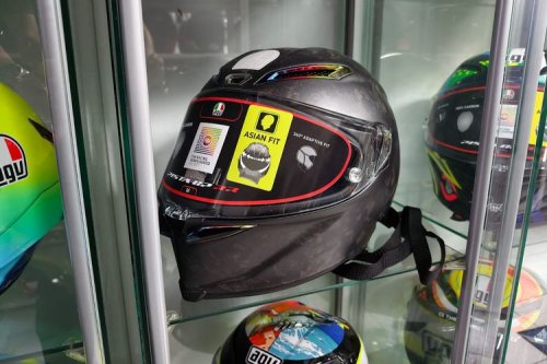 Helm Premium Bekas Punya Masa Kedaluwarsa? Ini Faktanya